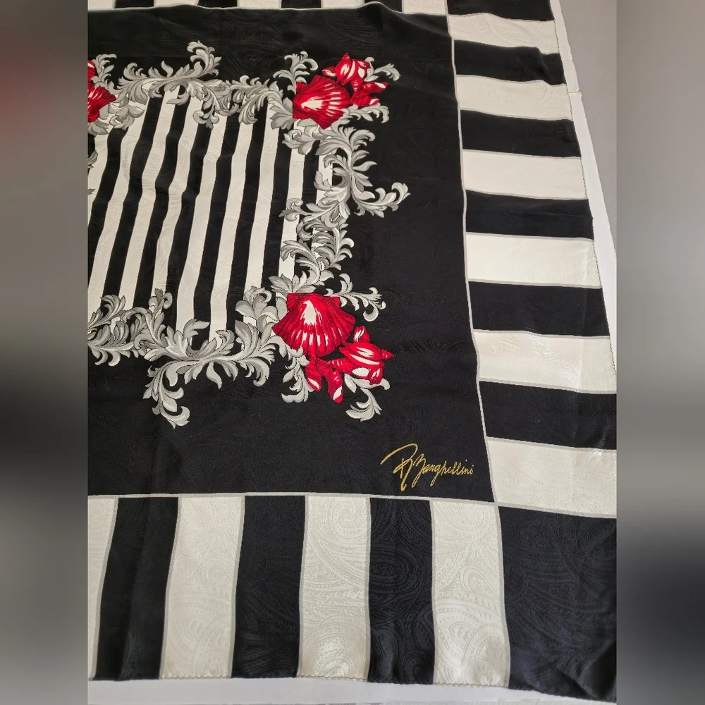 Beautiful Korean 100% Silk Large  Foulard Scarf Baroque Paisley  Black White